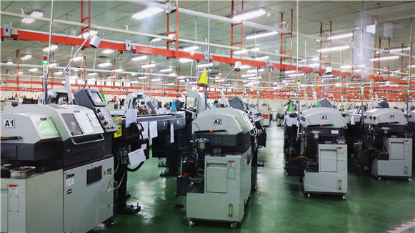 Industrial UPS power protection for mechanical loads in manufacturing